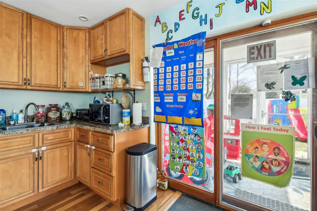 49 Robert Street Patchogue NY 11772