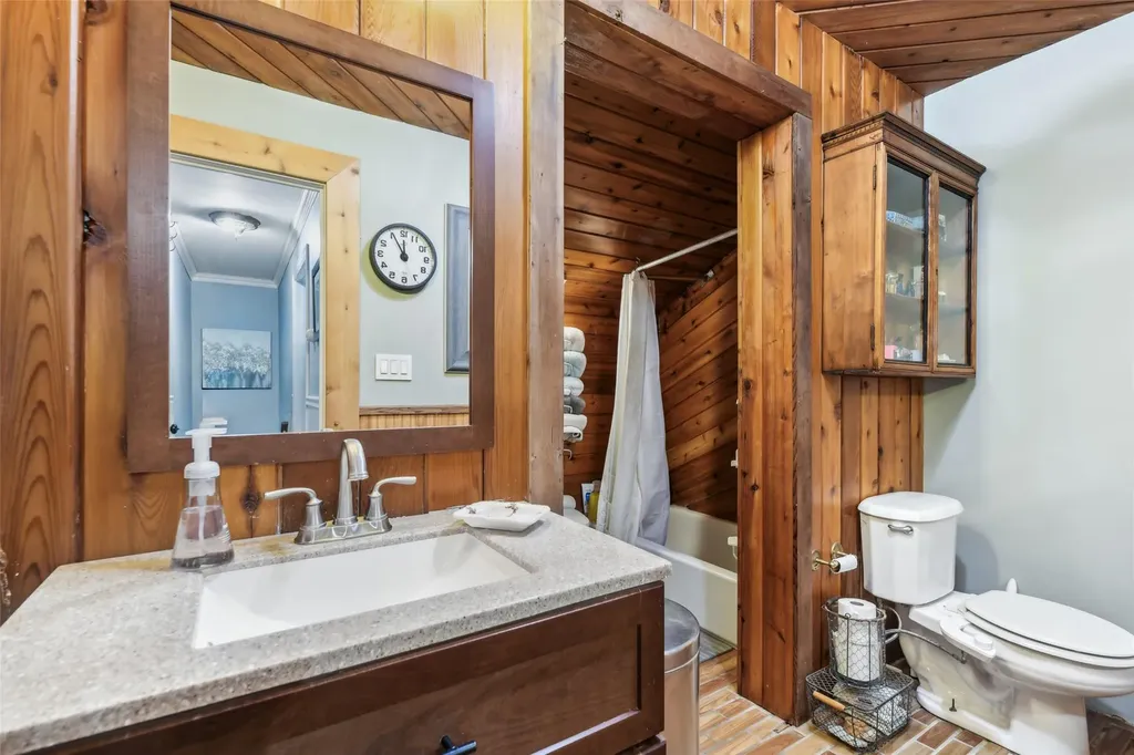 49 Robert Street Patchogue NY 11772