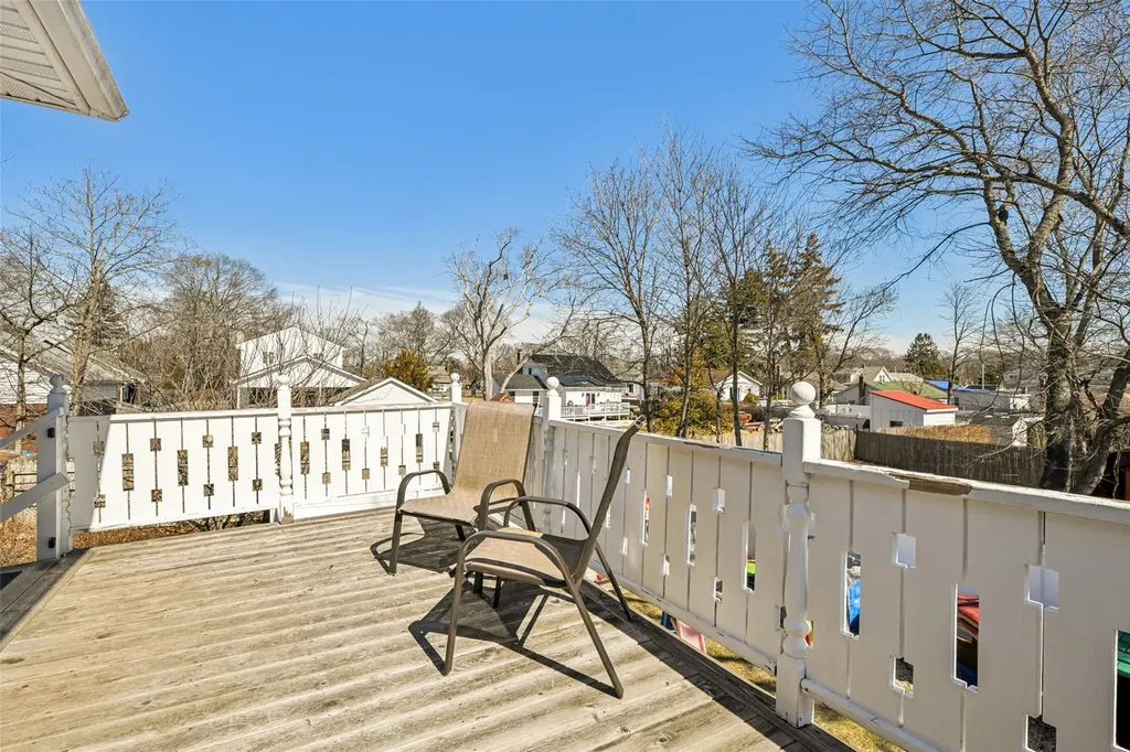 49 Robert Street Patchogue NY 11772