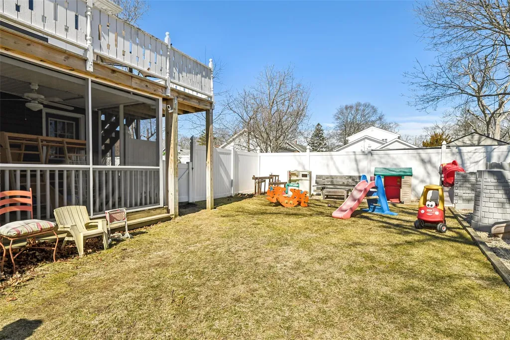 49 Robert Street Patchogue NY 11772