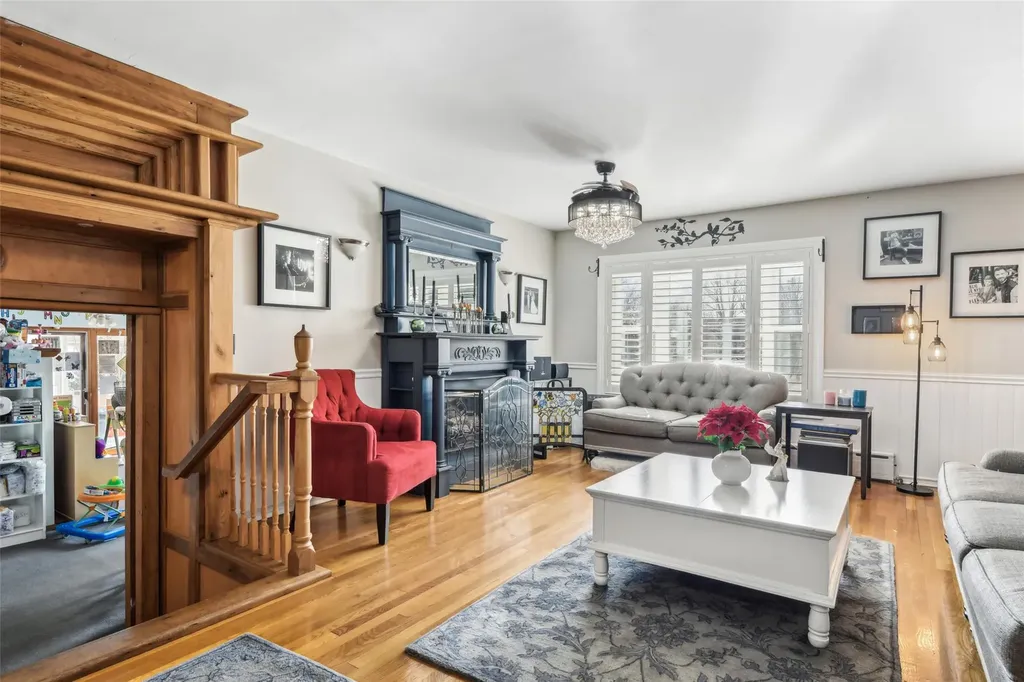 49 Robert Street Patchogue NY 11772