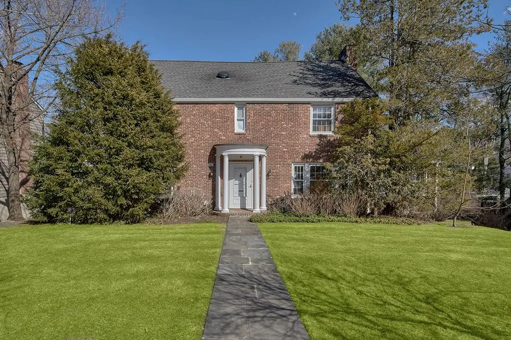 10 Richbell Road White Plains NY 10605