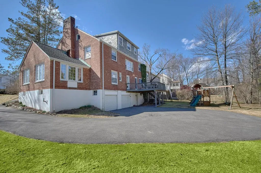 10 Richbell Road White Plains NY 10605