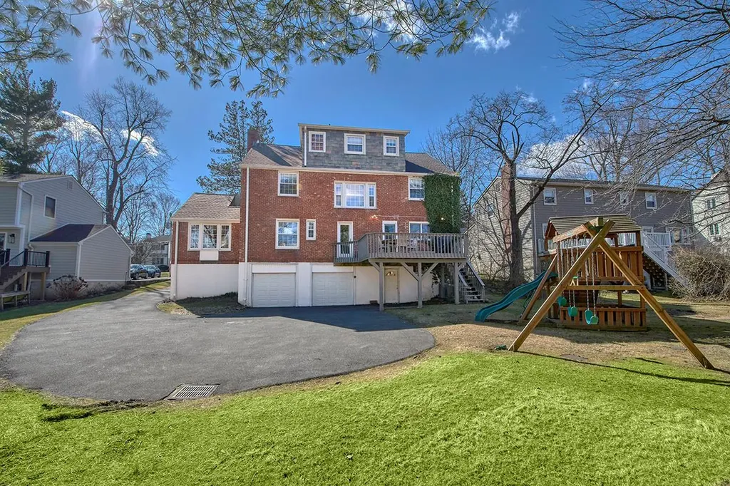 10 Richbell Road White Plains NY 10605