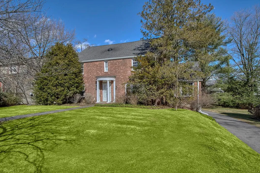 10 Richbell Road White Plains NY 10605