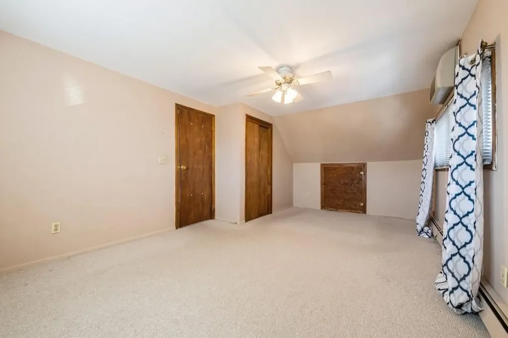 42 Martin Lane Westbury NY 11590