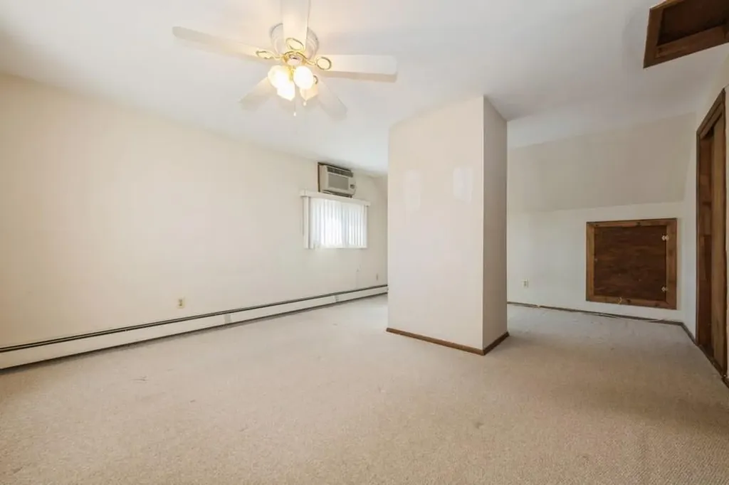 42 Martin Lane Westbury NY 11590