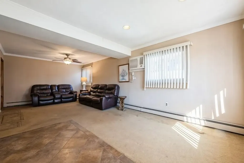 42 Martin Lane Westbury NY 11590