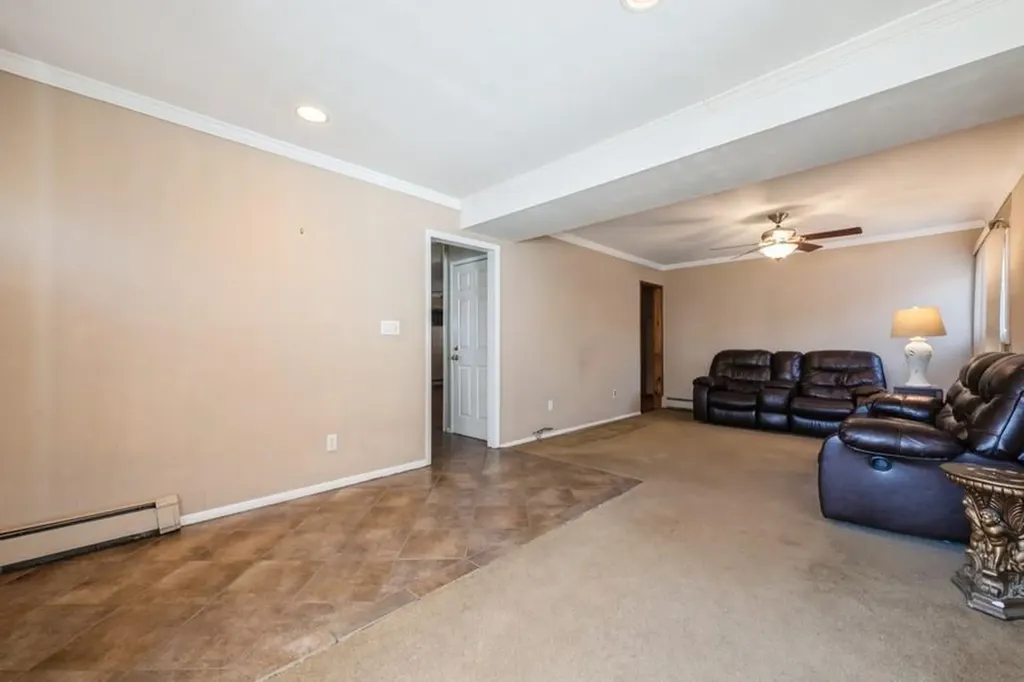 42 Martin Lane Westbury NY 11590