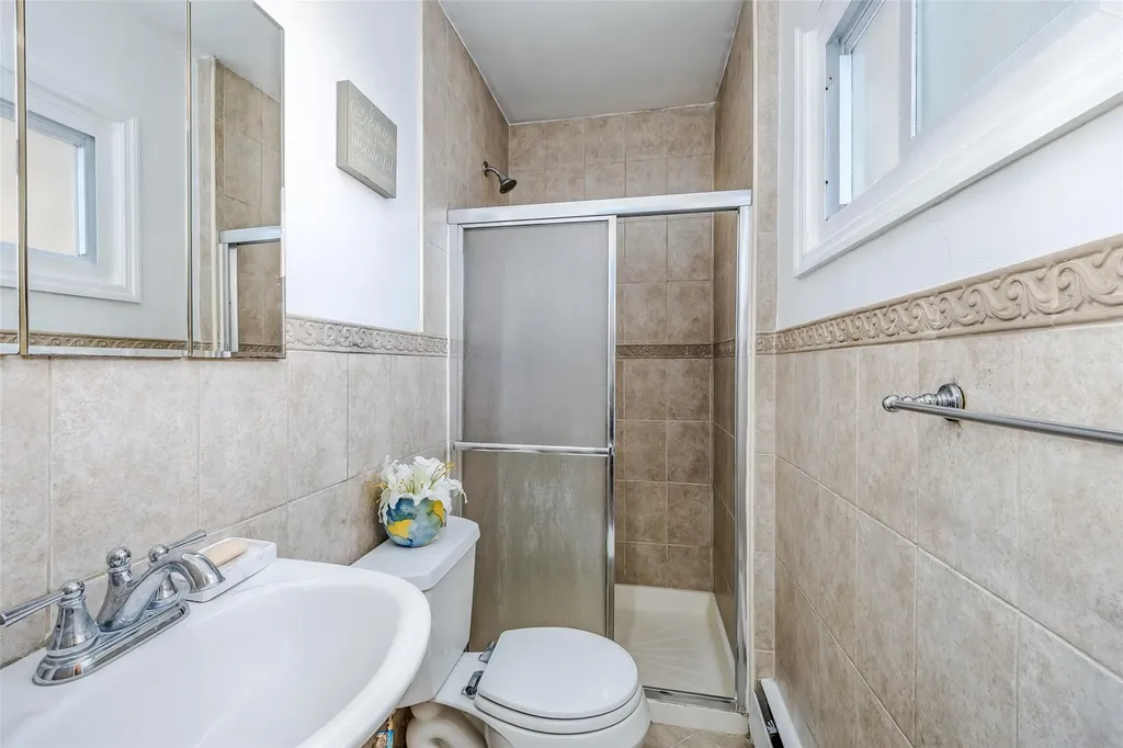 1425 Cecily Drive Merrick NY 11566