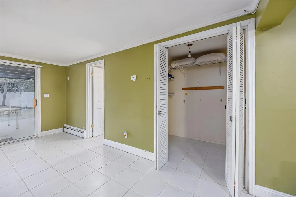 1425 Cecily Drive Merrick NY 11566