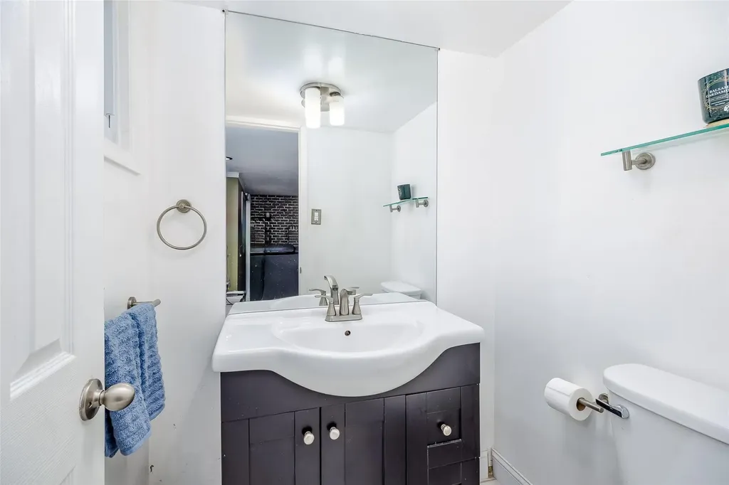 1425 Cecily Drive Merrick NY 11566