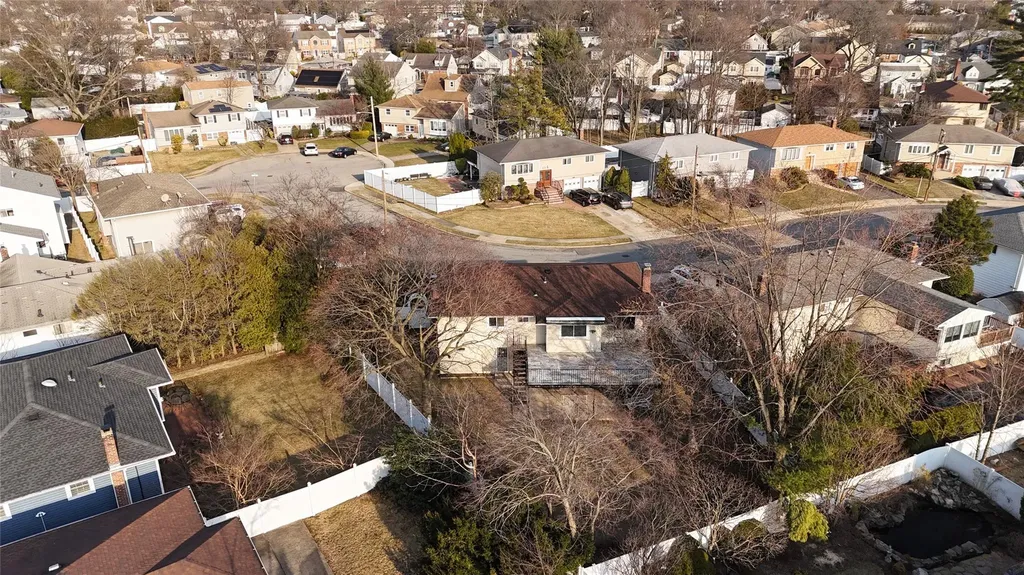 1425 Cecily Drive Merrick NY 11566