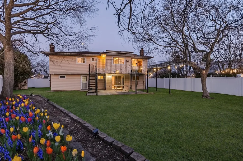 1425 Cecily Drive Merrick NY 11566