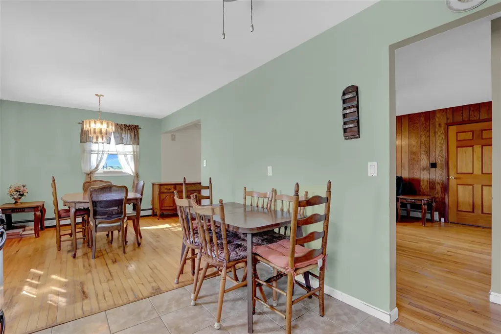 2049 Orinoco Drive West Islip NY 11795