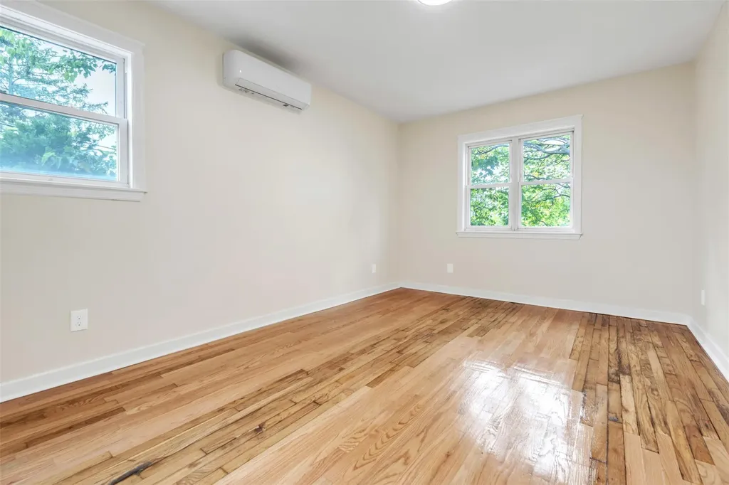 3801 Paulding Avenue Bronx NY 10469