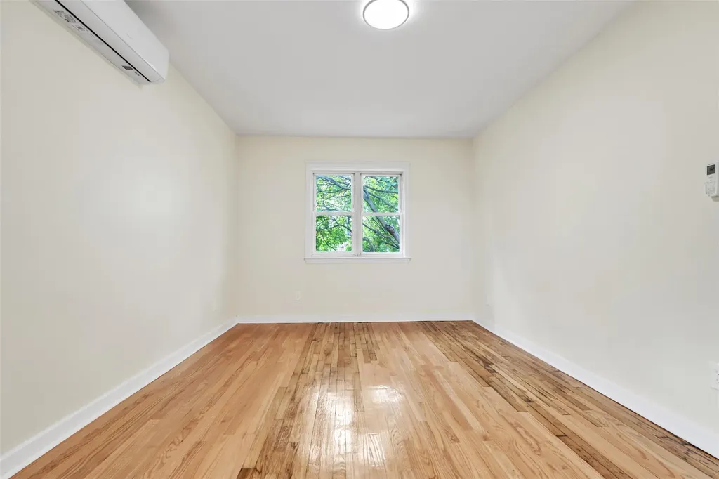 3801 Paulding Avenue Bronx NY 10469