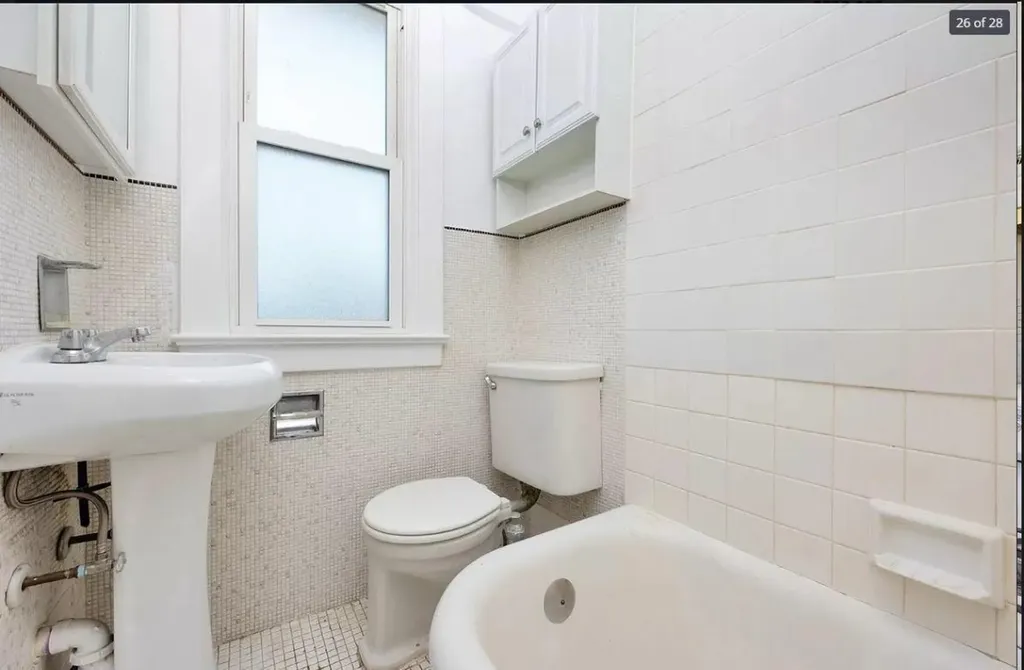 1008 5th Avenue New Hyde Park NY 11040