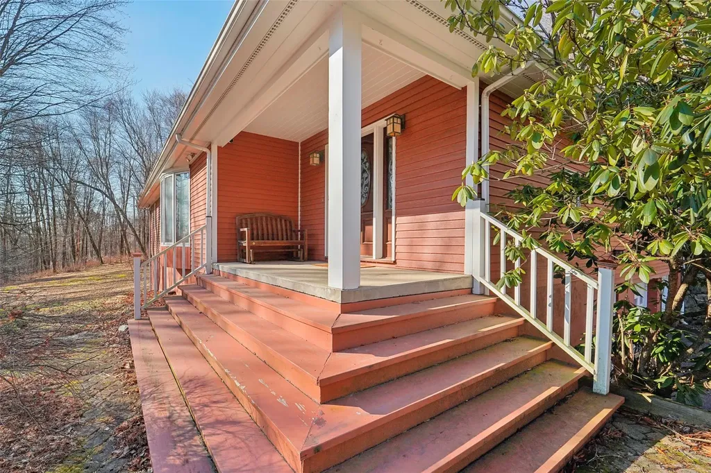315 Cushman Road Patterson NY 12563