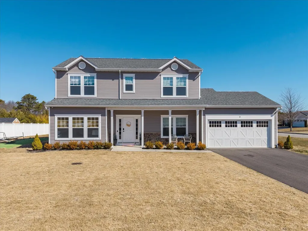 3 Pondview Circle Brookhaven NY 11967