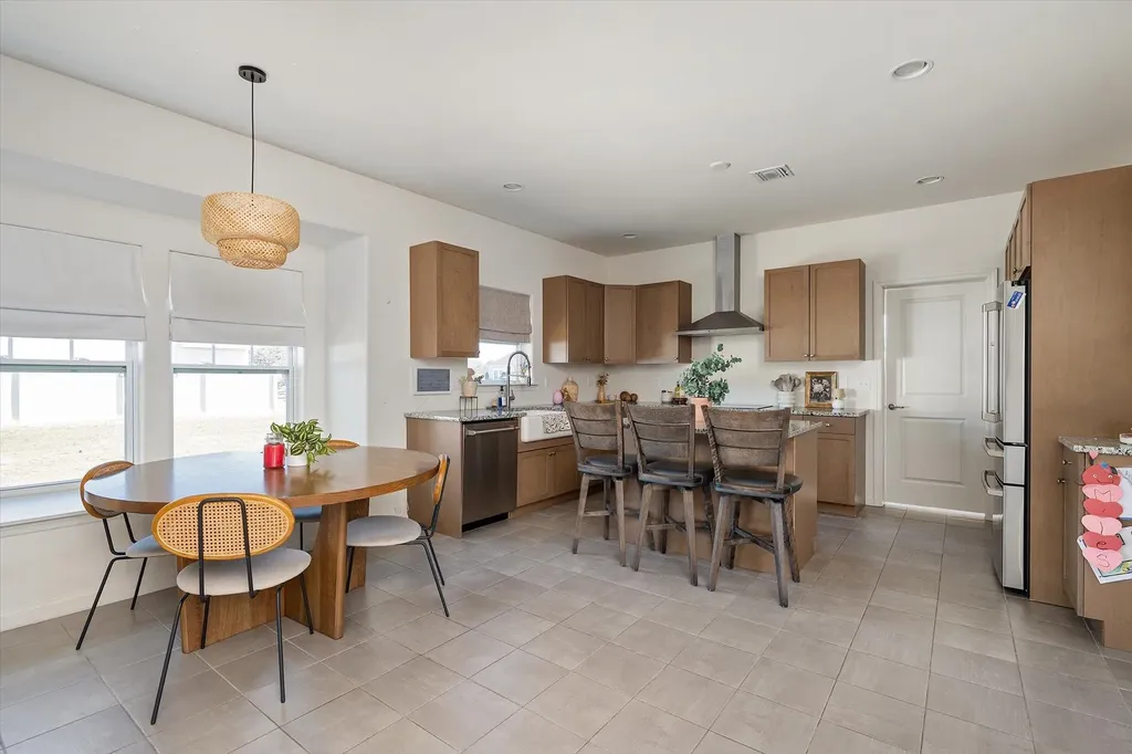 3 Pondview Circle Shirley NY 11967