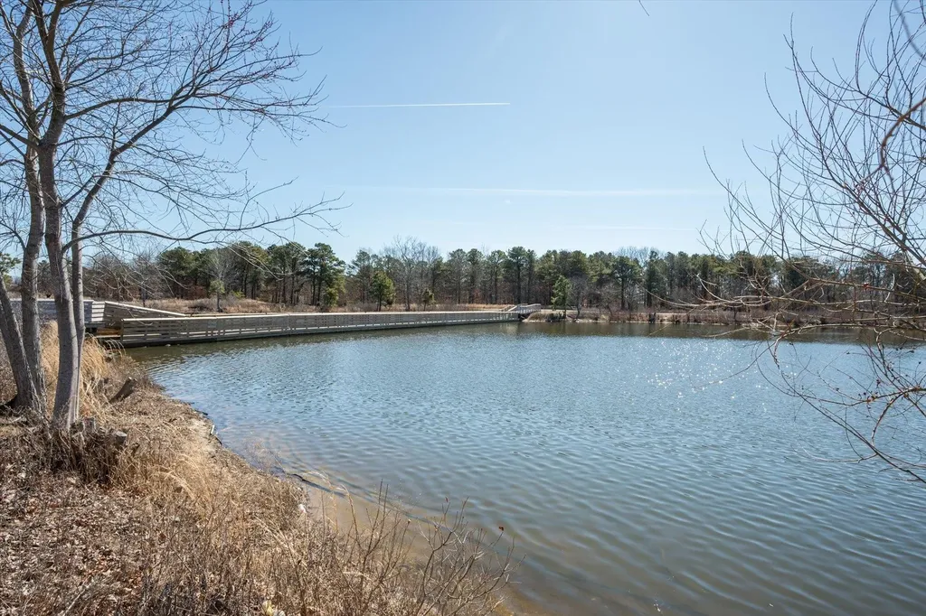 3 Pondview Circle Shirley NY 11967