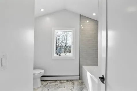 60 Alexander Avenue Farmingdale NY 11735