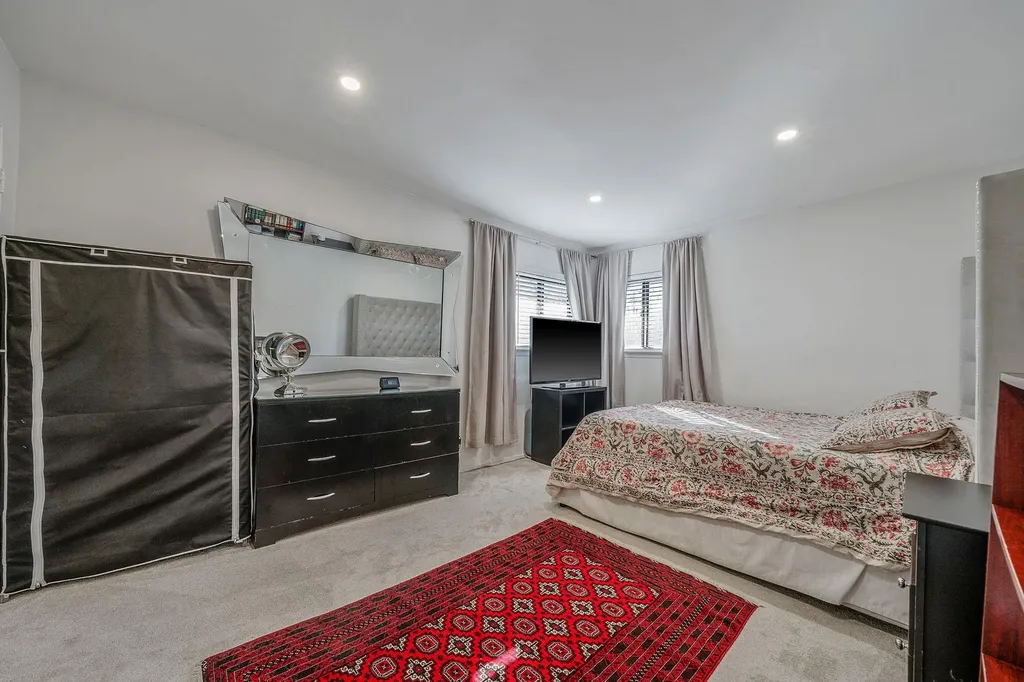 78 Crossway Drive Deer Park NY 11729