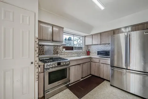 78 Crossway Drive Deer Park NY 11729