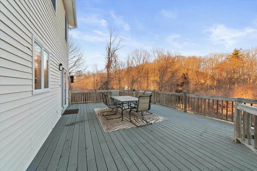 16 Somerset Drive Patterson NY 12563