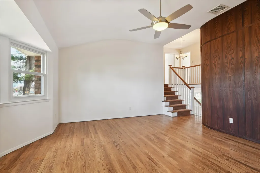 27 Griggs Drive Greenlawn NY 11740