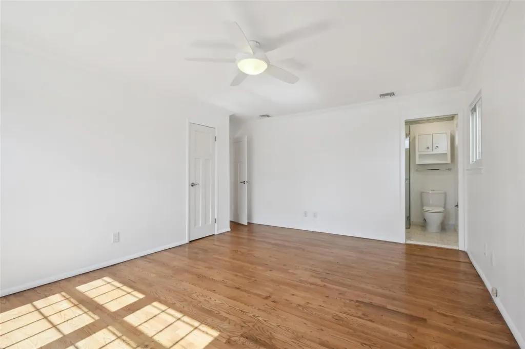 27 Griggs Drive Greenlawn NY 11740