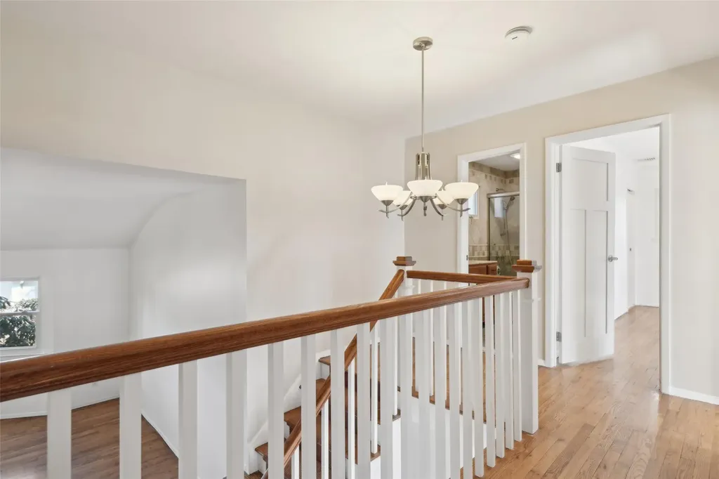 27 Griggs Drive Greenlawn NY 11740
