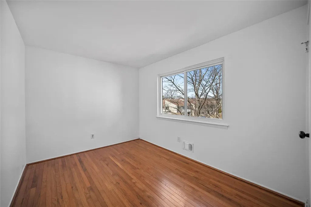 80 Park Drive Mount Kisco NY 10549