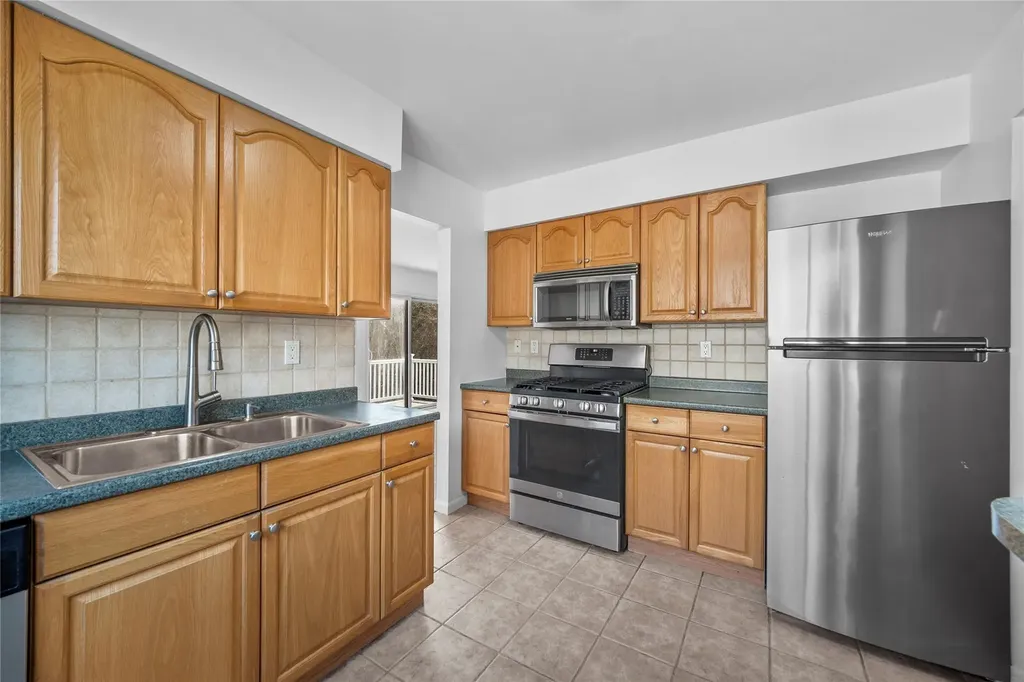 80 Park Drive Mount Kisco NY 10549