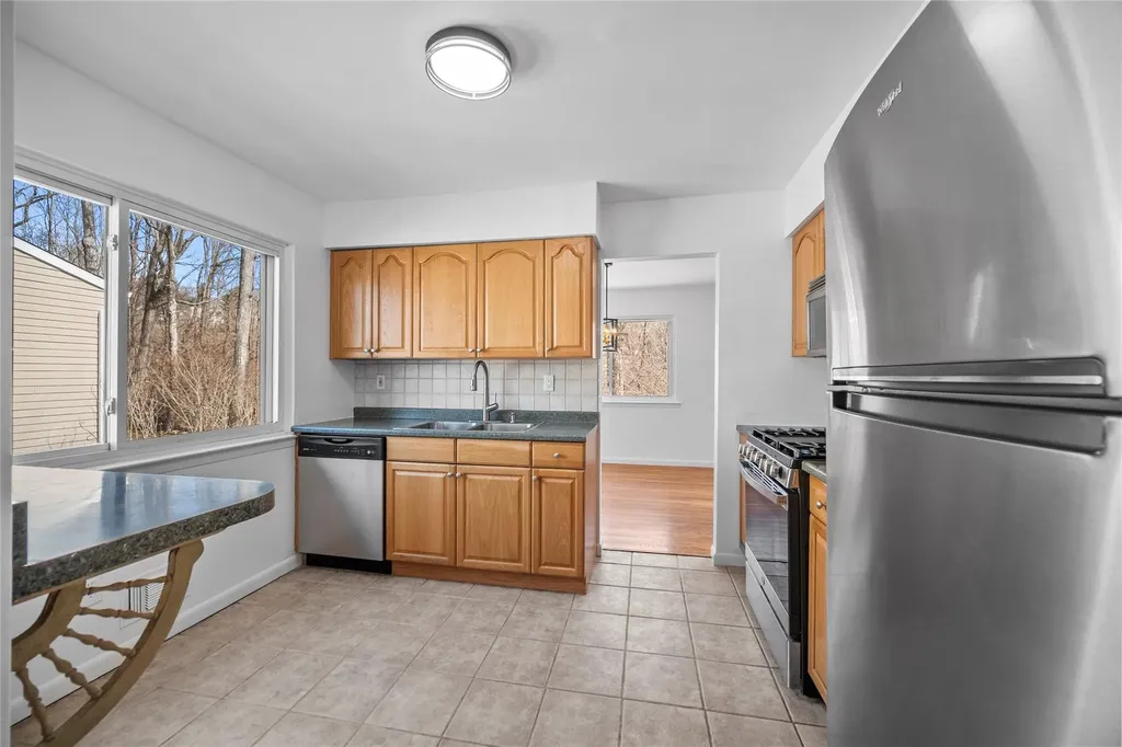 80 Park Drive Mount Kisco NY 10549