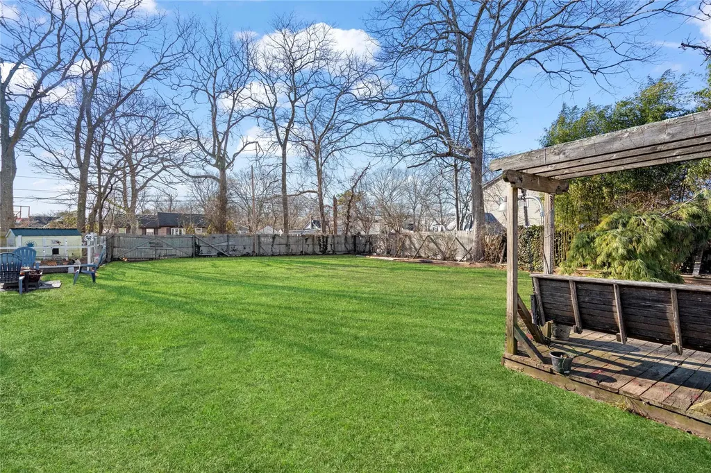 254 Laurelton Drive Mastic Beach NY 11951