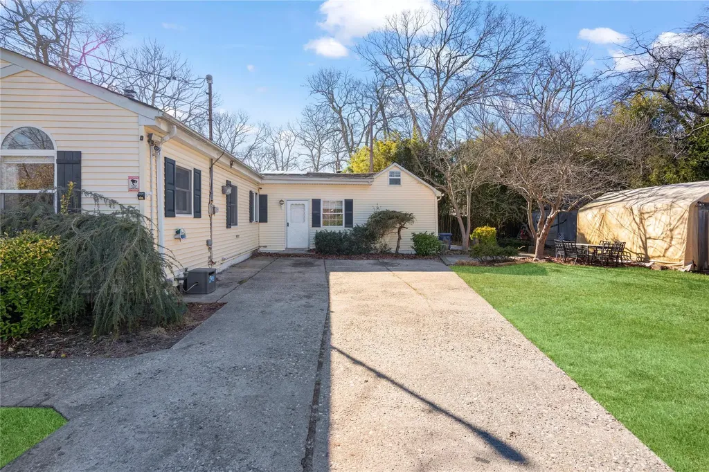 254 Laurelton Drive Mastic Beach NY 11951
