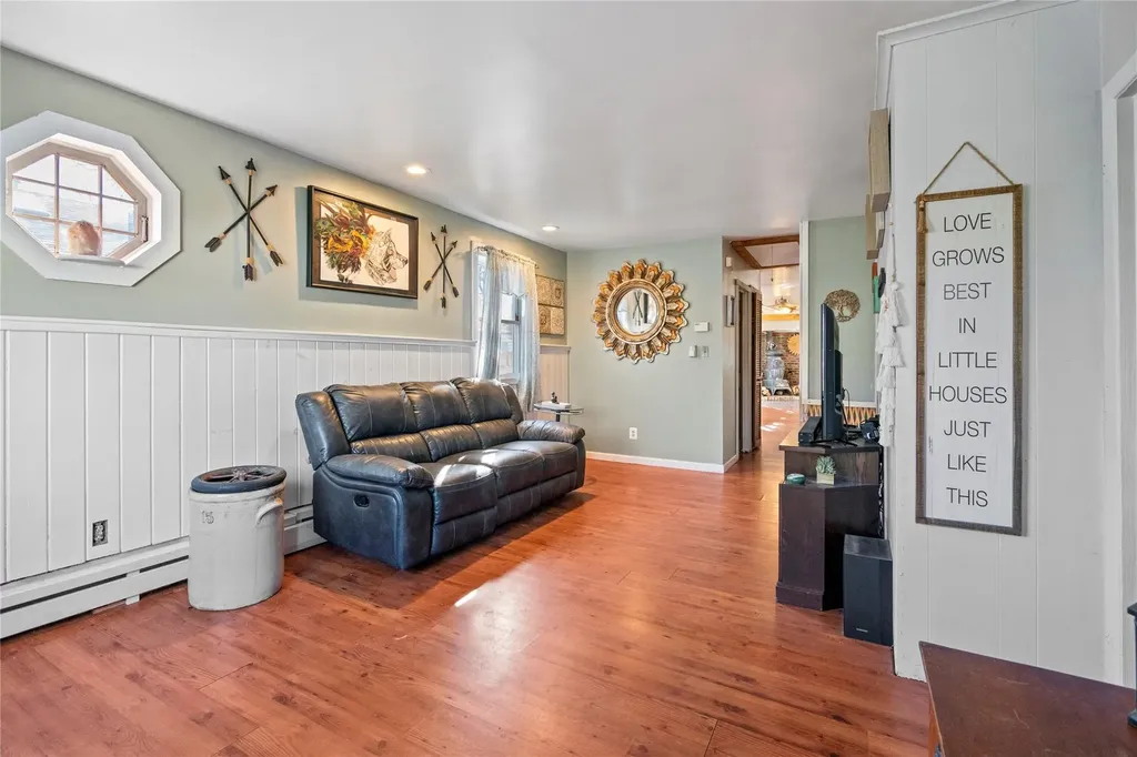 254 Laurelton Drive Mastic Beach NY 11951