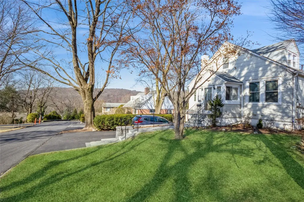 179 Serrano Avenue Hawthorne NY 10532