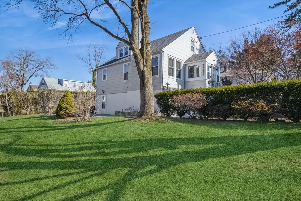 179 Serrano Avenue Hawthorne NY 10532