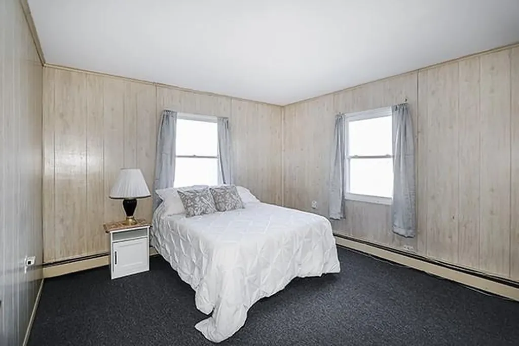 109 Loring Road Levittown NY 11756