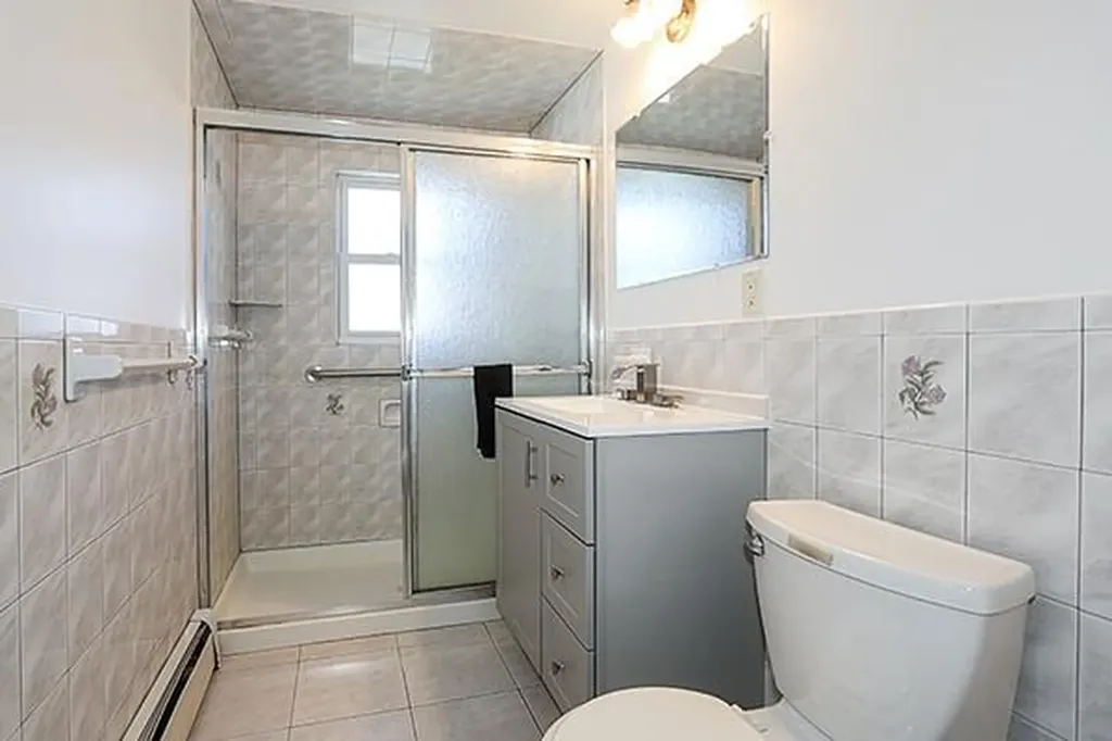 109 Loring Road Levittown NY 11756