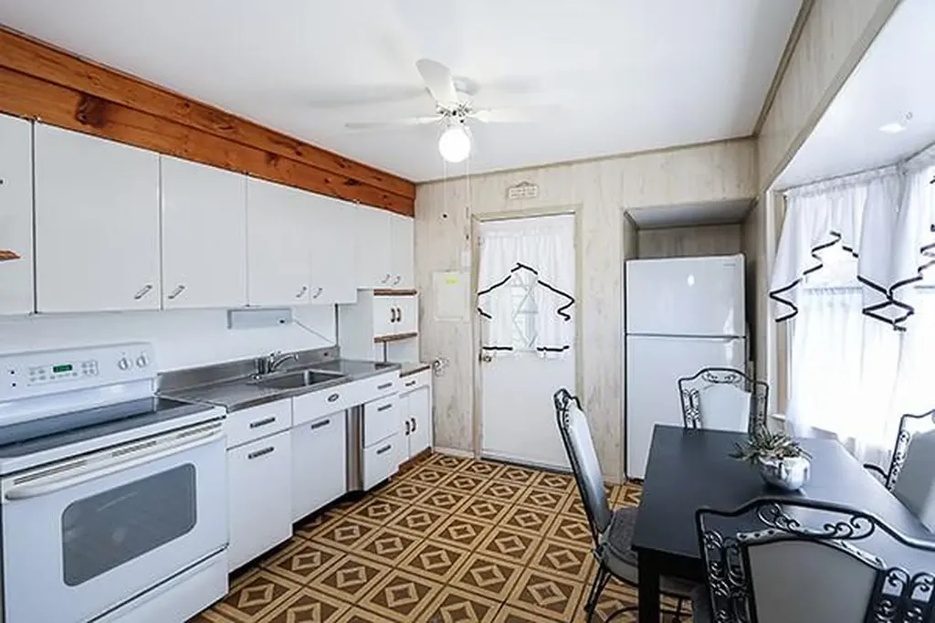 109 Loring Road Levittown NY 11756