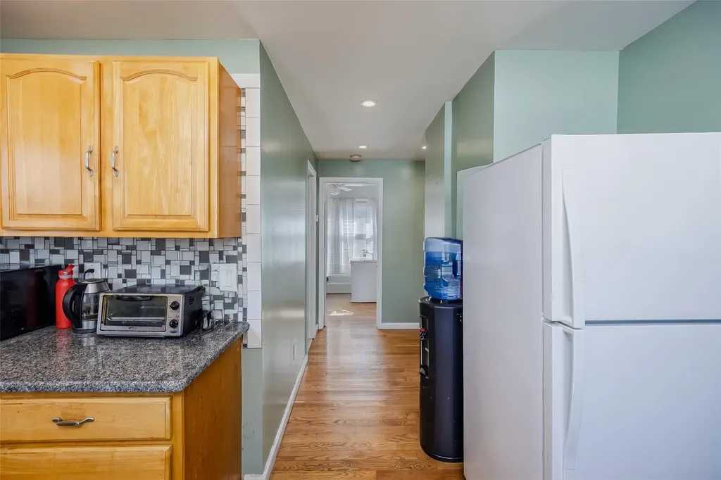 19 Van Cott Avenue Hempstead NY 11550