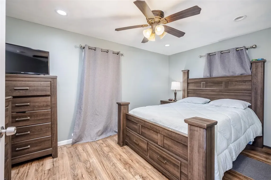 19 Van Cott Avenue Hempstead NY 11550