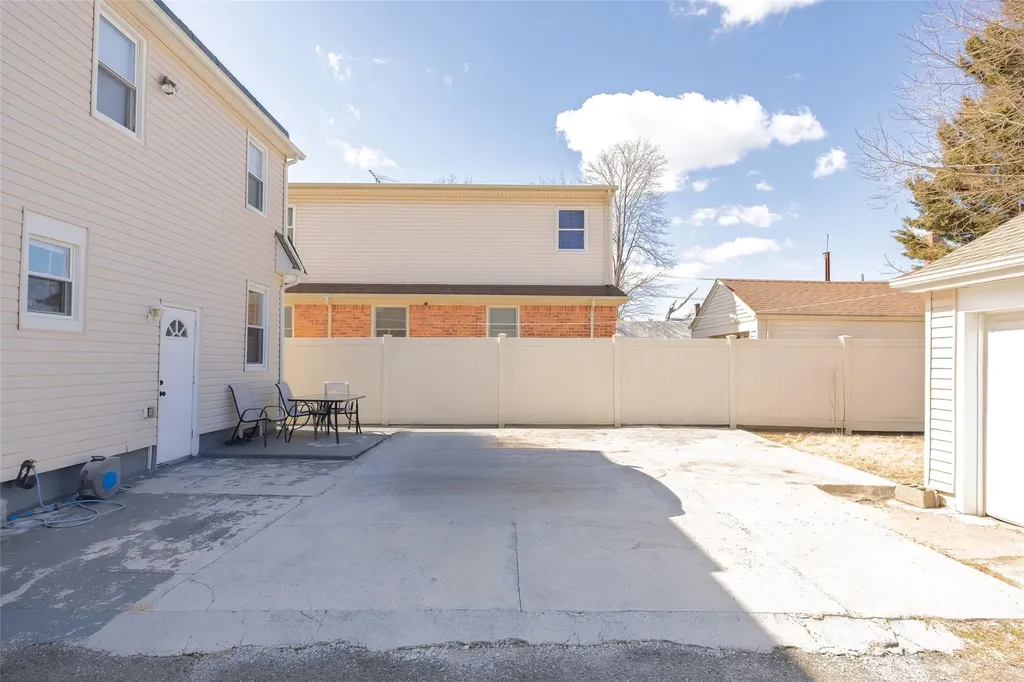 19 Van Cott Avenue Hempstead NY 11550