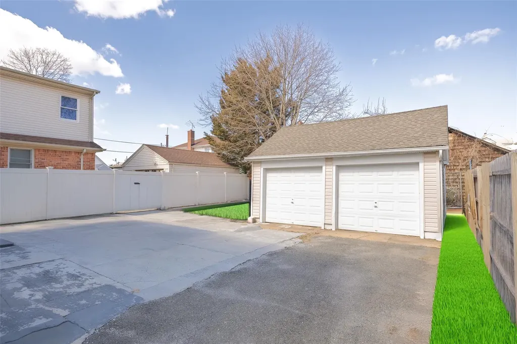 19 Van Cott Avenue Hempstead NY 11550