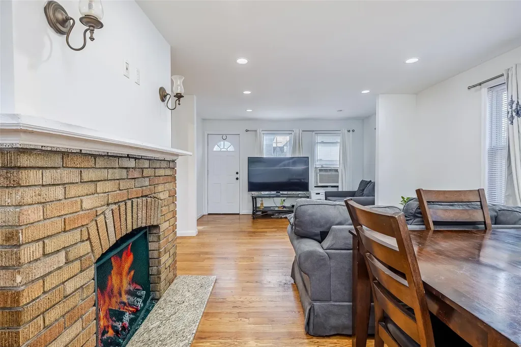 19 Van Cott Avenue Hempstead NY 11550