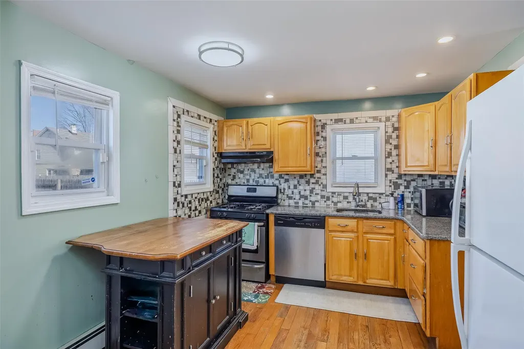 19 Van Cott Avenue Hempstead NY 11550